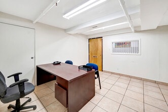 6358-6360 Van Nuys Blvd, Van Nuys, CA à louer Photo du bâtiment- Image 2 de 5