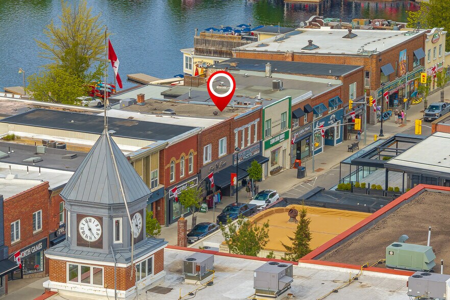 68 Main St E, Huntsville, ON à vendre - Photo du bâtiment - Image 2 de 23
