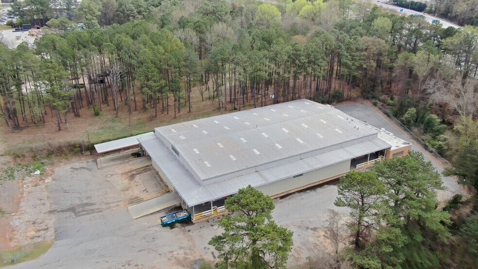 4410 Wendell Dr SW, Atlanta, GA à louer - Photo du bâtiment - Image 2 de 14