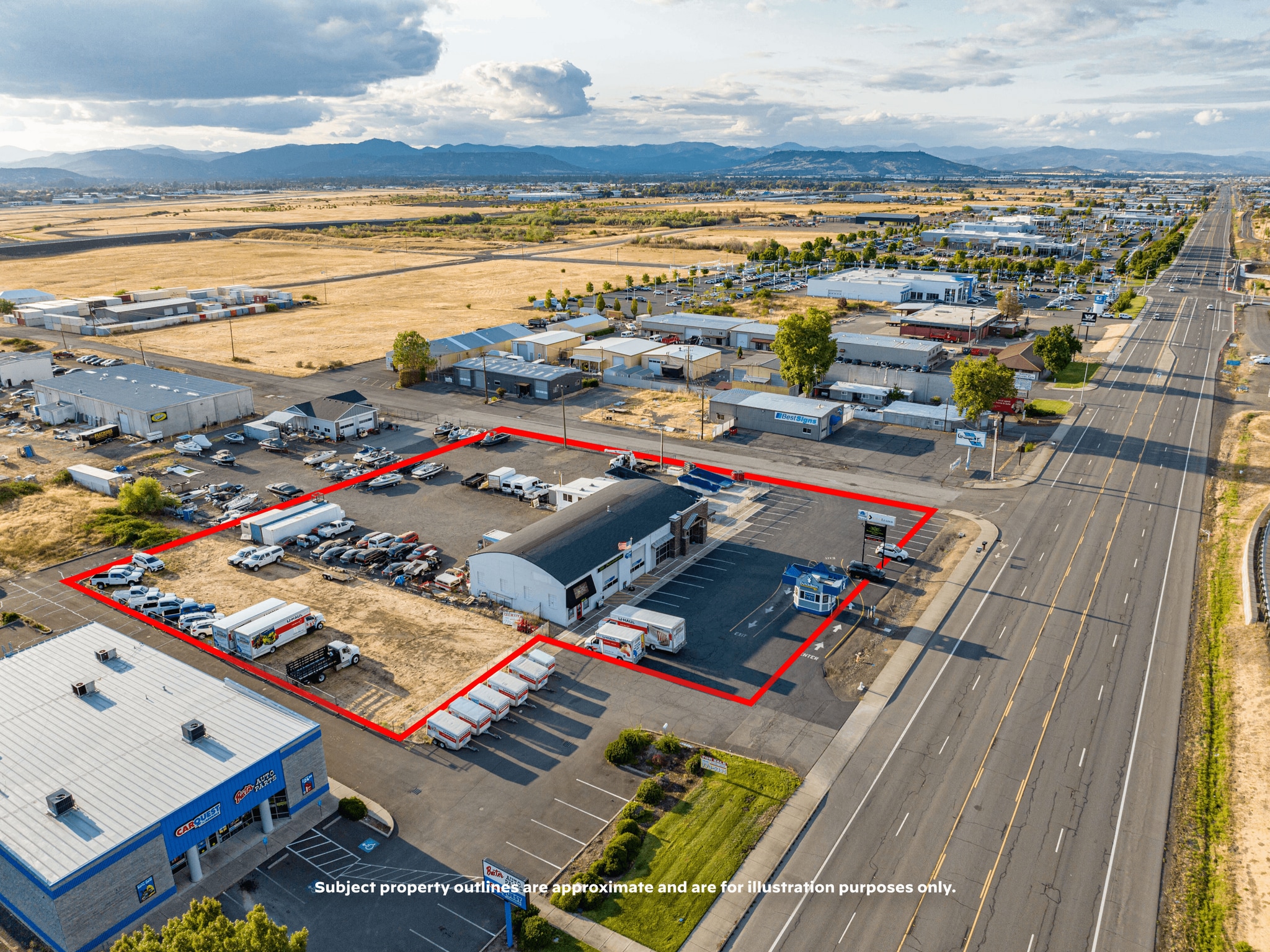 3811 Crater Lake Hwy, Medford, OR for sale Primary Photo- Image 1 of 83