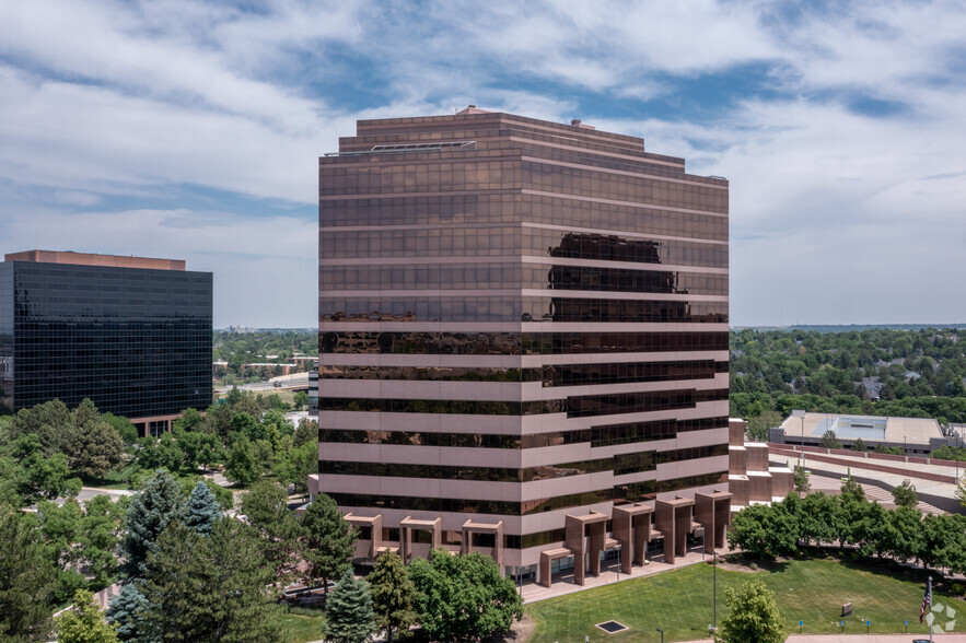 4600 S Ulster St, Denver, CO à louer - Photo du bâtiment - Image 3 de 15