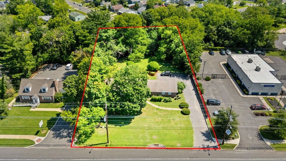 609 High St, Mount Holly, NJ à vendre - Photo du bâtiment - Image 2 de 9