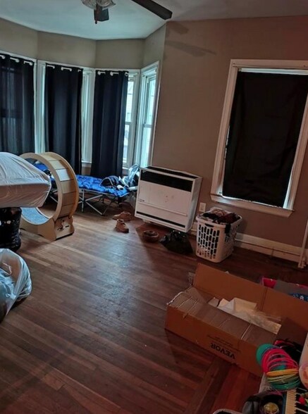 10 Clark Ave, Pawtucket, RI à vendre - Photo du bâtiment - Image 2 de 14