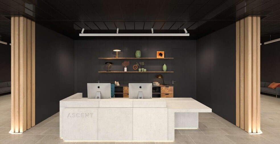 1 Lakeside Rd, Farnborough à louer - Photo intérieure - Image 1 de 7