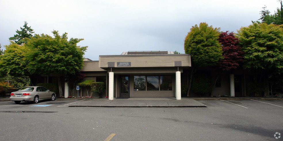 1632 116th Ave NE, Bellevue, WA for lease - Building Photo - Image 2 of 6