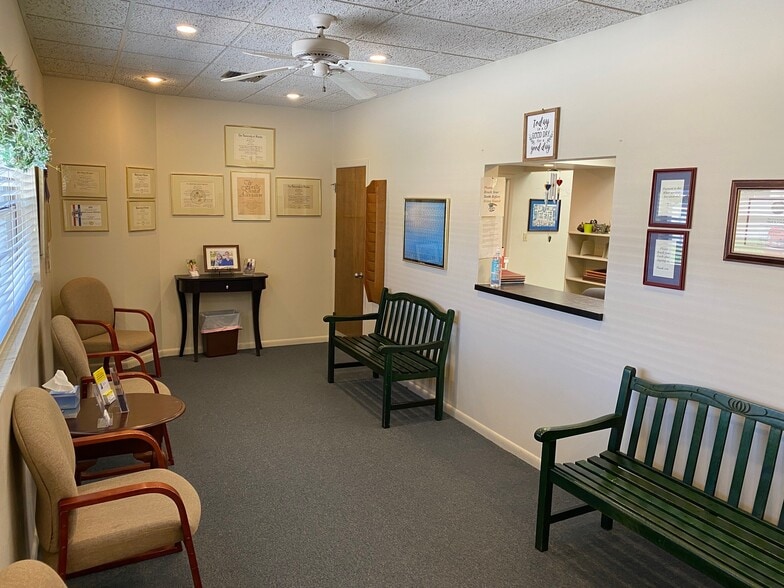 2179 Julian Avenue Unit B, Palm Bay, FL for sale - Interior Photo - Image 3 of 8