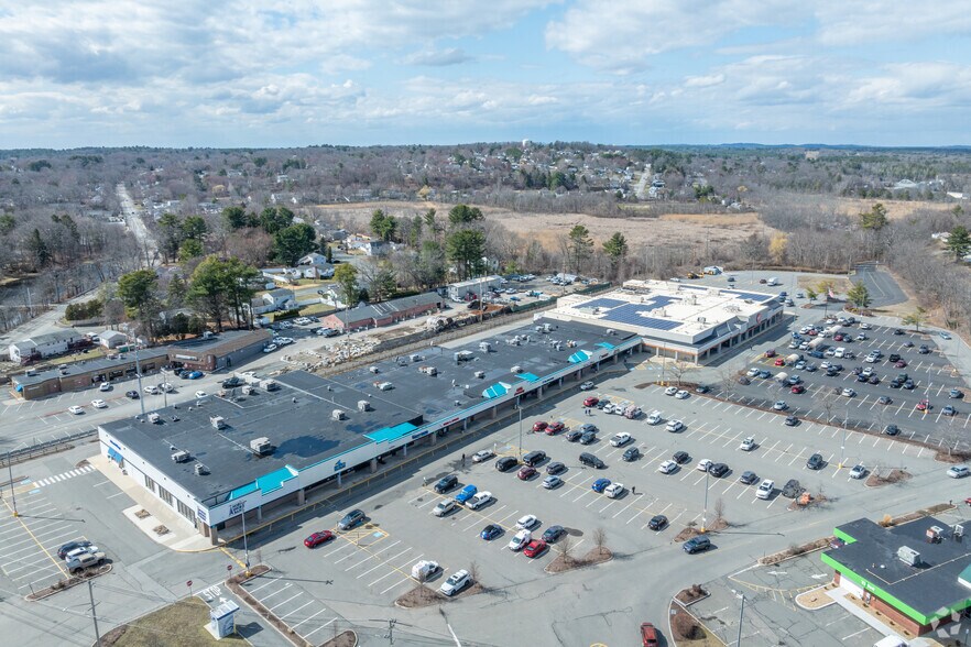 635-637 Lowell St, Peabody, MA à louer - Photo du bâtiment - Image 3 de 3