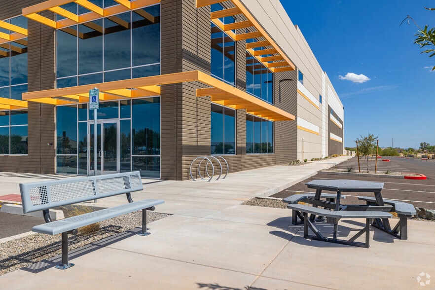 13290 W Sweetwater Ave, Surprise, AZ for lease - Building Photo - Image 3 of 7