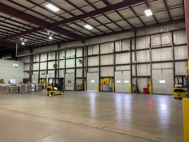 1805 E Washington St, Mount Pleasant, IA à vendre - Photo du bâtiment - Image 3 de 13