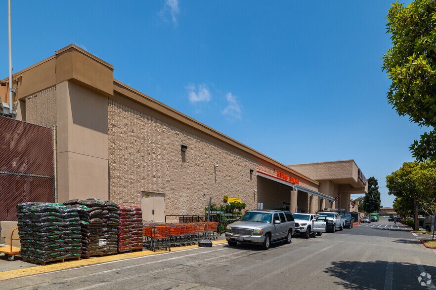 4925-4949 W Slauson Ave, Los Angeles, CA à louer - Photo du bâtiment - Image 3 de 6