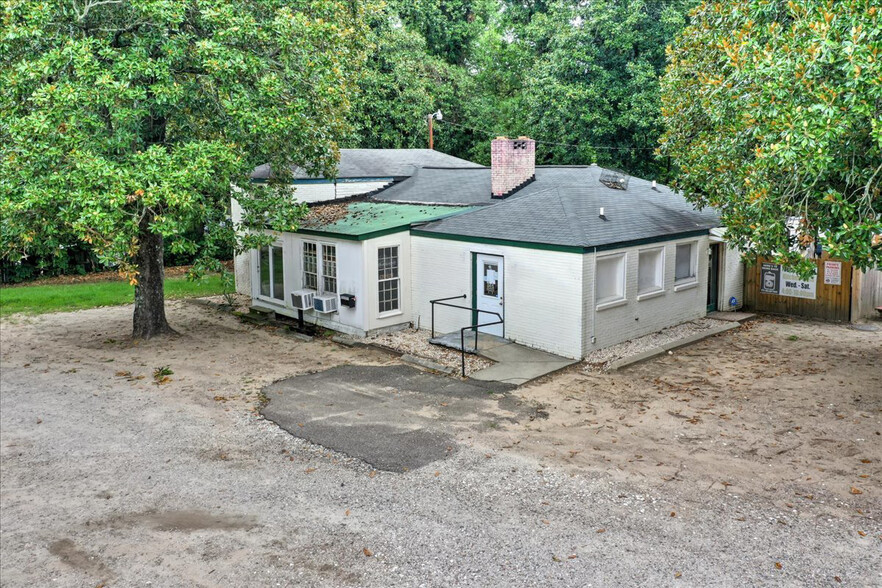 1208 Whiskey Rd, Aiken, SC à vendre - Photo du bâtiment - Image 1 de 1