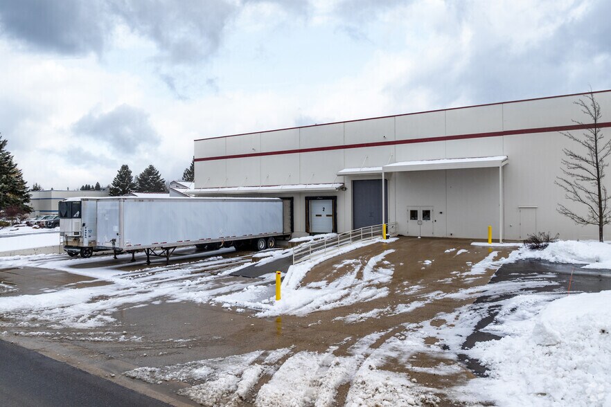 130 McGhee Rd, Sandpoint, ID à vendre - Photo du bâtiment - Image 3 de 25