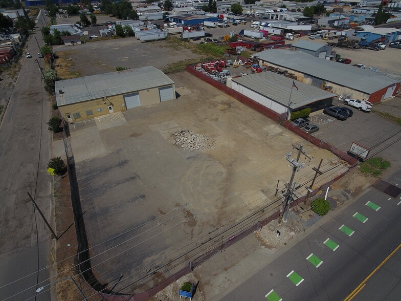 3222 W Capitol Ave, West Sacramento, CA for lease - Building Photo - Image 3 of 5