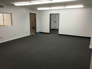 15321 Transistor Ln, Huntington Beach, CA for lease Interior Photo- Image 1 of 5