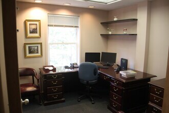 73 Chestnut Rd, Paoli, PA for lease Interior Photo- Image 2 of 4