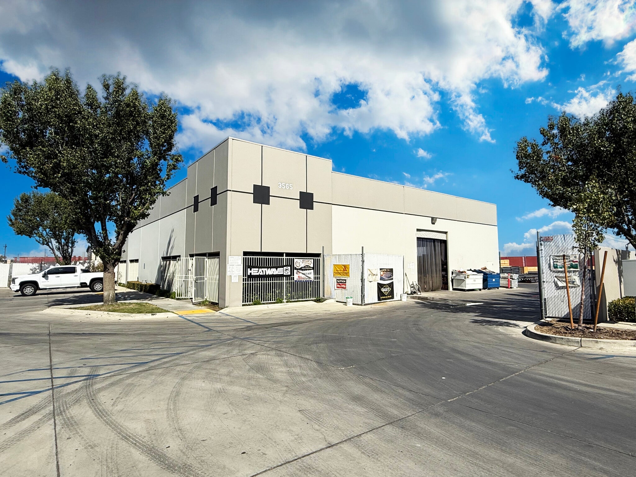3441 Landco Dr, Bakersfield, CA for lease Building Photo- Image 1 of 3