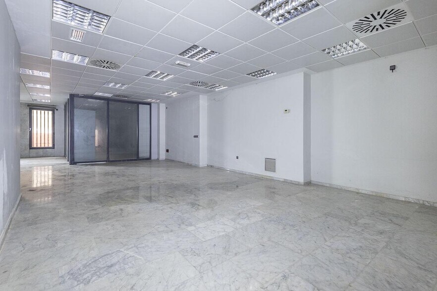 Retail in Iznalloz, Granada for sale - Interior Photo - Image 3 of 21