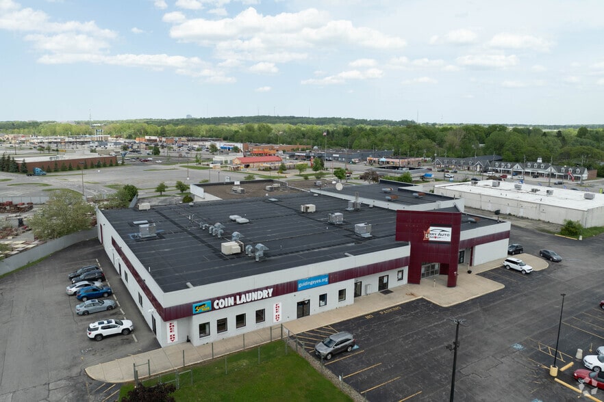 21639 Miles Rd, North Randall, OH for lease - Building Photo - Image 2 of 5