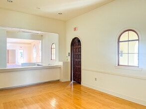 5015 Bluebonnet Blvd, Baton Rouge, LA for lease Interior Photo- Image 1 of 6