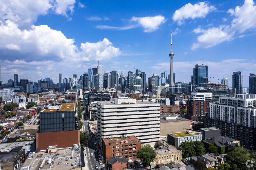 555 Richmond St W, Toronto, ON for lease - Aerial - Image 3 of 3