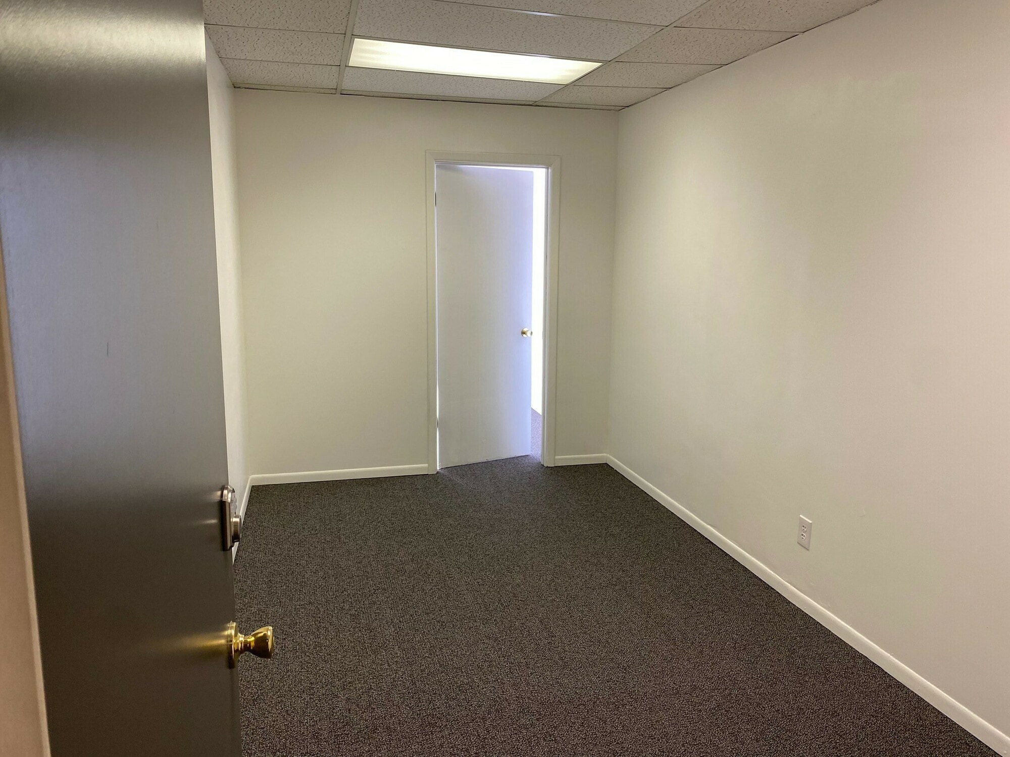 1100 W Littleton Blvd, Littleton, CO for lease Interior Photo- Image 1 of 6