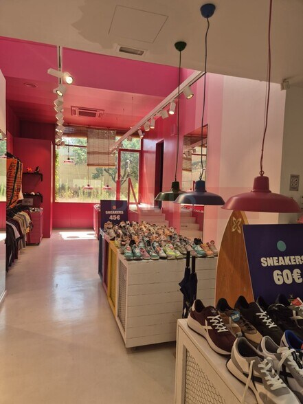 Retail in Terrassa, Barcelona for lease - Interior Photo - Image 3 of 4