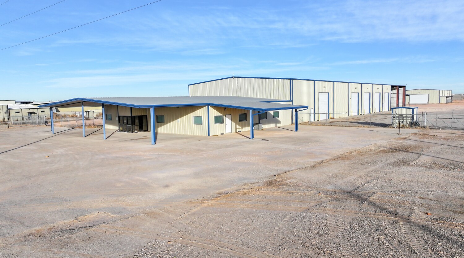 11000 W County Road 72, Midland, TX à louer Photo principale- Image 1 de 55