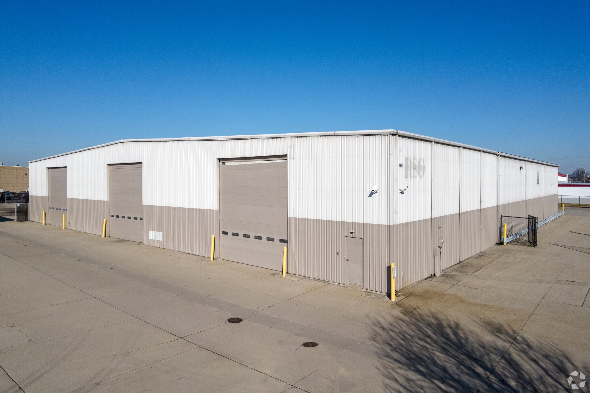 4810 Crittenden Dr, Louisville, KY for lease Primary Photo- Image 1 of 16