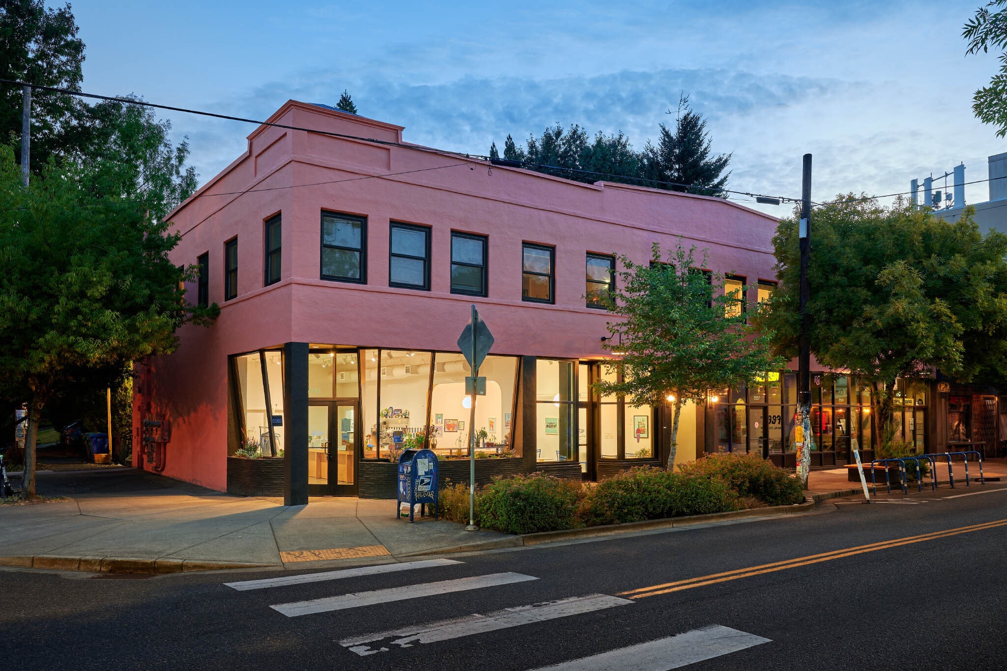 3551-3561 SE Division St, Portland, OR for lease Interior Photo- Image 1 of 4