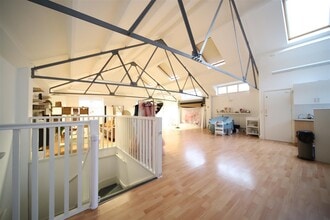 311 Chase Rd, London for lease Interior Photo- Image 1 of 5