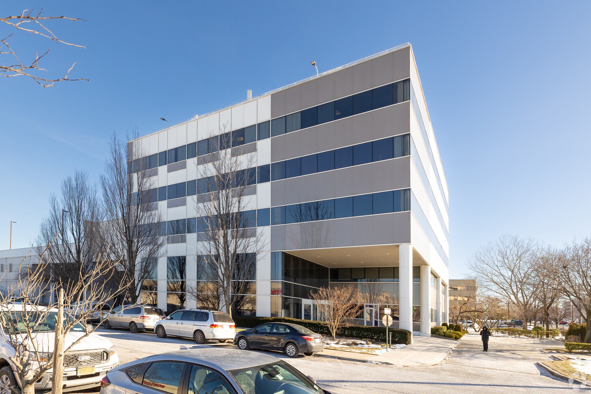 141-07 20th Ave, Whitestone, NY for lease Primary Photo- Image 1 of 8