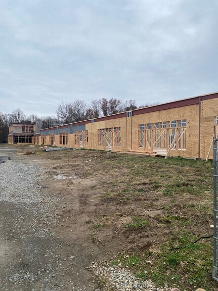 1180 Bloomfield Ave, Caldwell, NJ for lease - Building Photo - Image 2 of 7