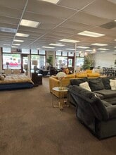 1129 Ogeechee rd, Savannah, GA for lease Interior Photo- Image 1 of 9