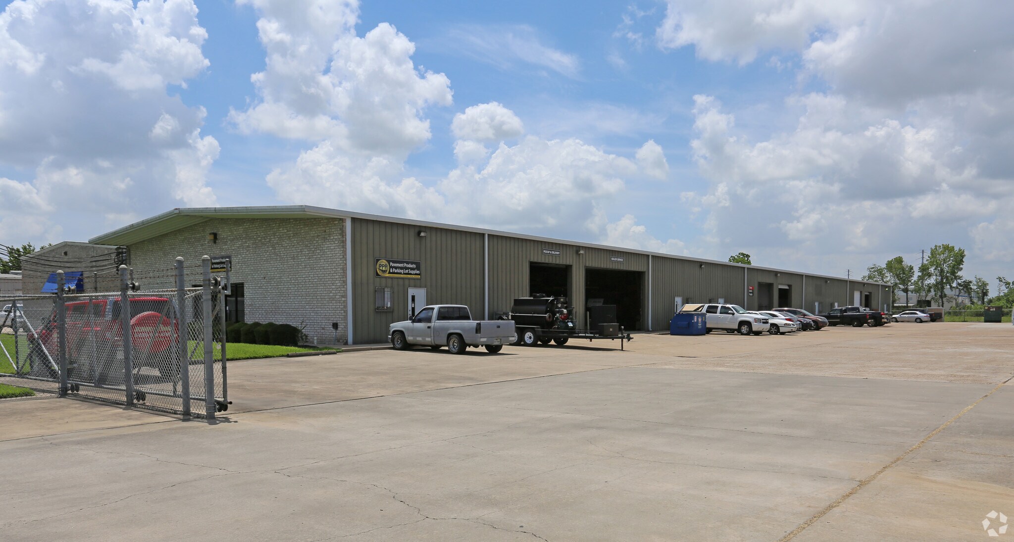 7115 Belgold St, Houston, TX for lease Primary Photo- Image 1 of 13
