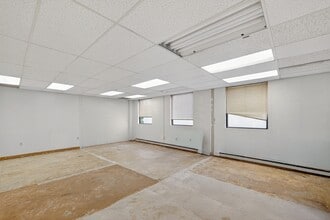 5445-5601 Loch Raven Blvd, Baltimore, MD for lease Interior Photo- Image 2 of 10