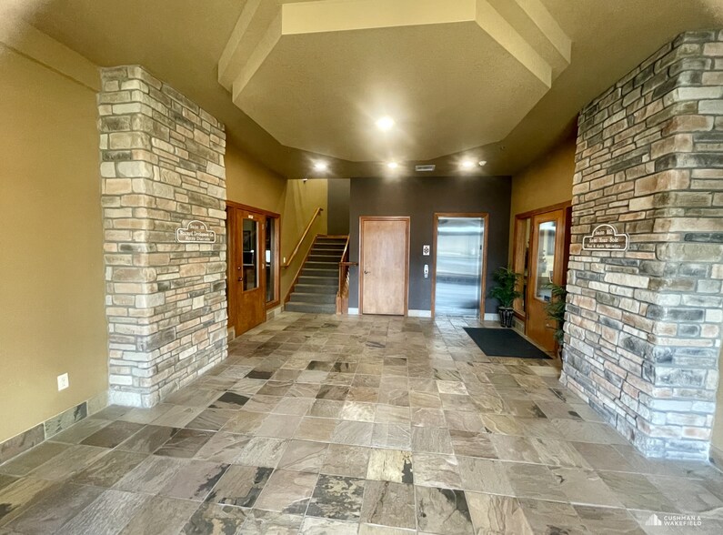 1927 Wilmington Dr, Fort Collins, CO à vendre - Photo intérieure - Image 3 de 5