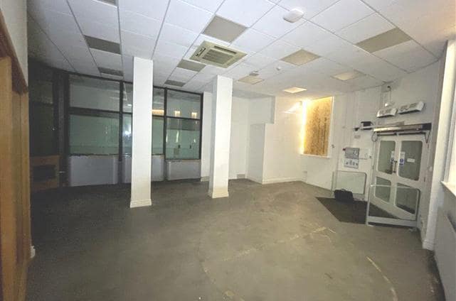 33 Hamilton Rd, Felixstowe for lease - Building Photo - Image 3 of 5