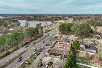 3630 George Washington Mem Hwy, Yorktown, VA - AERIAL  map view