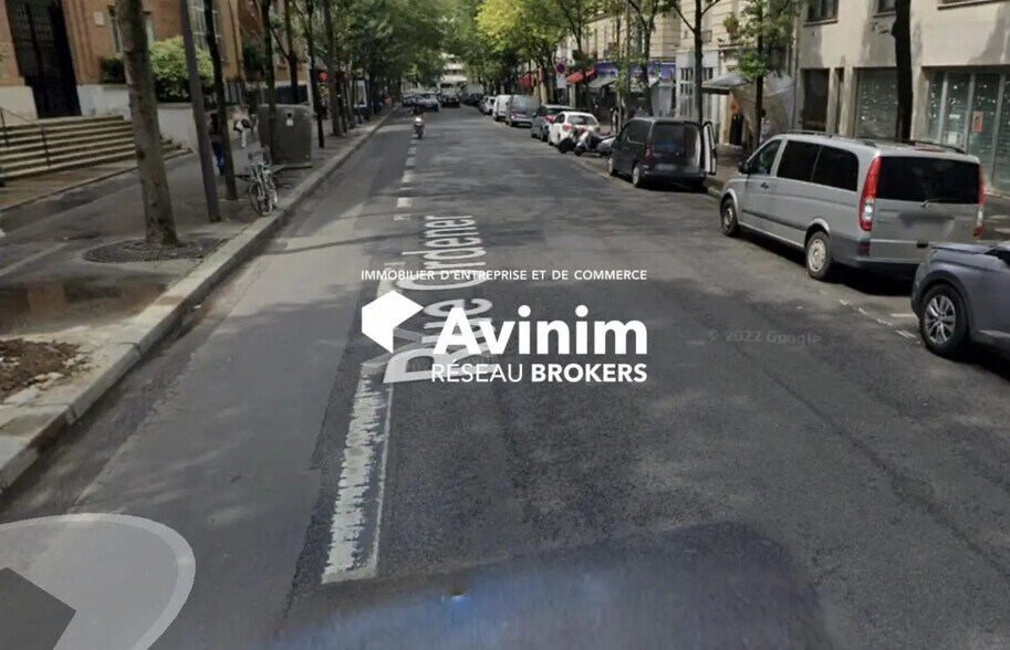 Retail in Paris for lease - Building Photo - Image 2 of 2