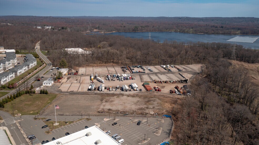 80 Passaic Ave, Florham Park, NJ à louer - Photo du bâtiment - Image 3 de 11