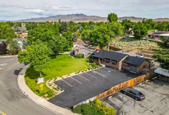1121 University Ave, Reno, NV à vendre Photo principale- Image 1 de 11