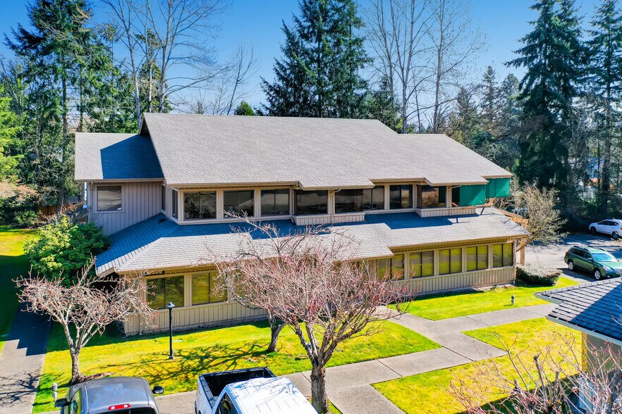 12509 Bel Red Rd, Bellevue, WA for lease - Building Photo - Image 1 of 10