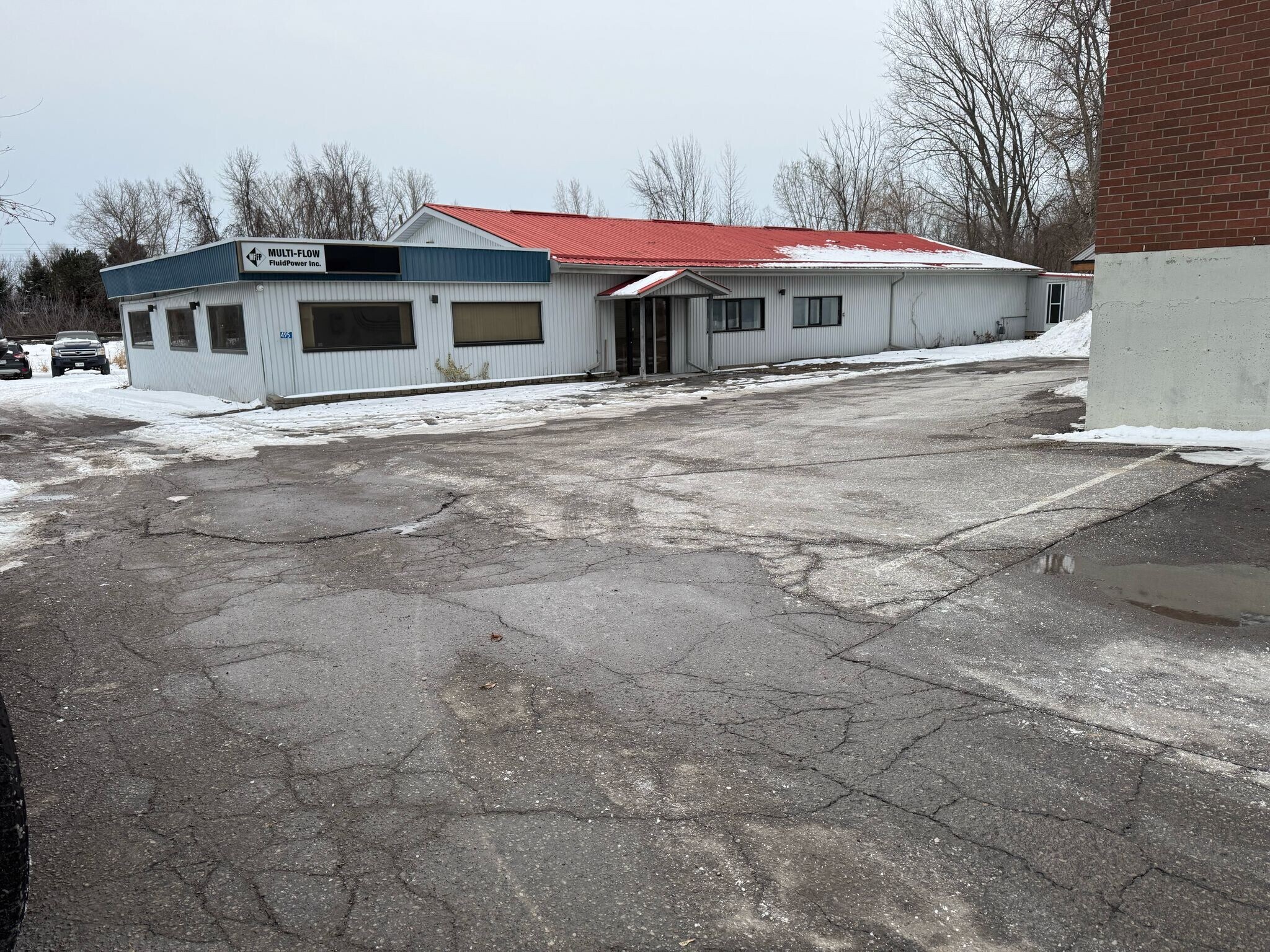 495 Dundas St W, Belleville, ON à vendre Photo du bâtiment- Image 1 de 1