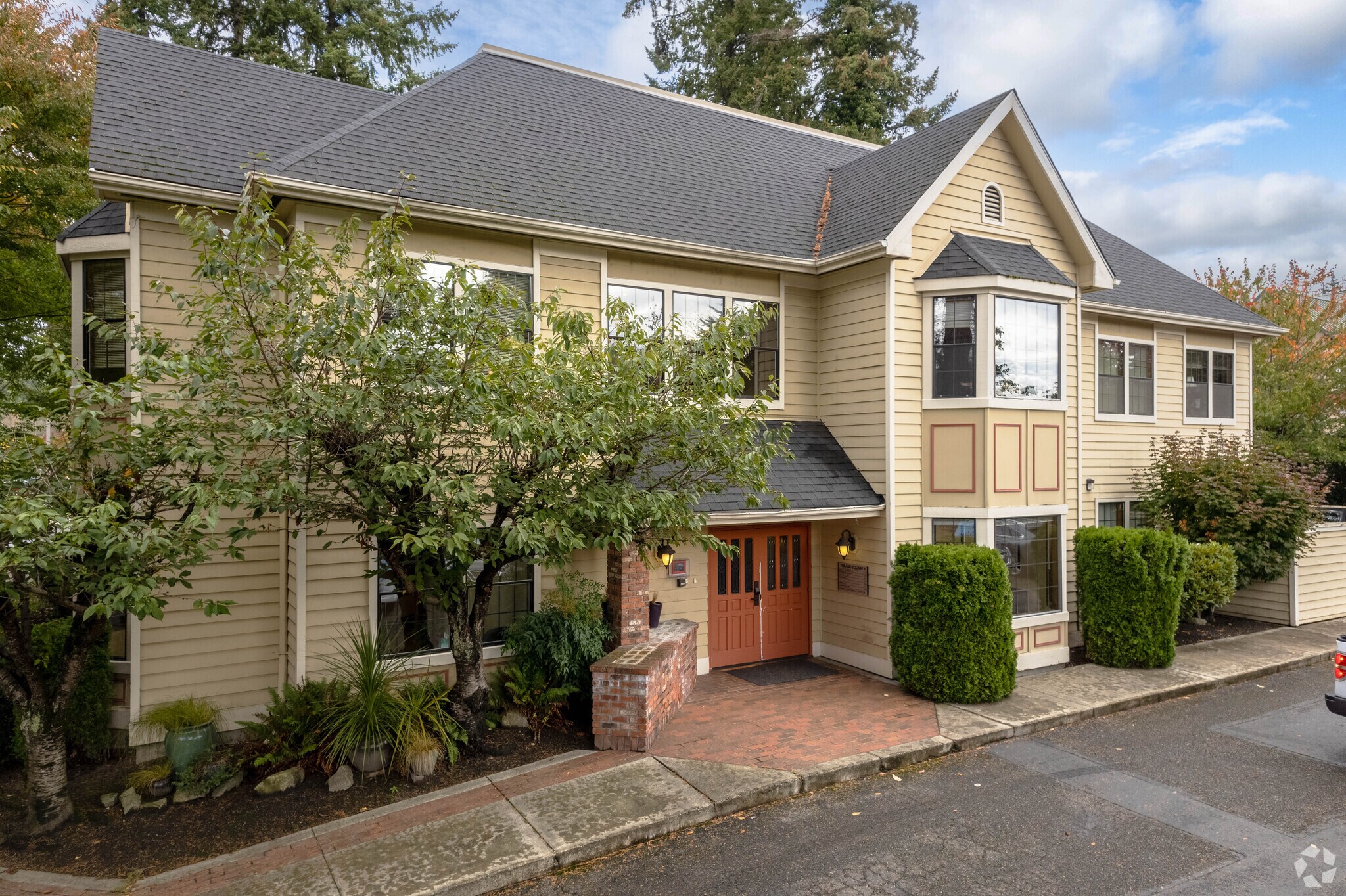 8250 165th Ave NE, Redmond, WA à louer Photo du bâtiment- Image 1 de 7