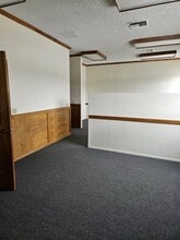 27715 Jefferson Ave, Temecula, CA for lease Interior Photo- Image 2 of 5