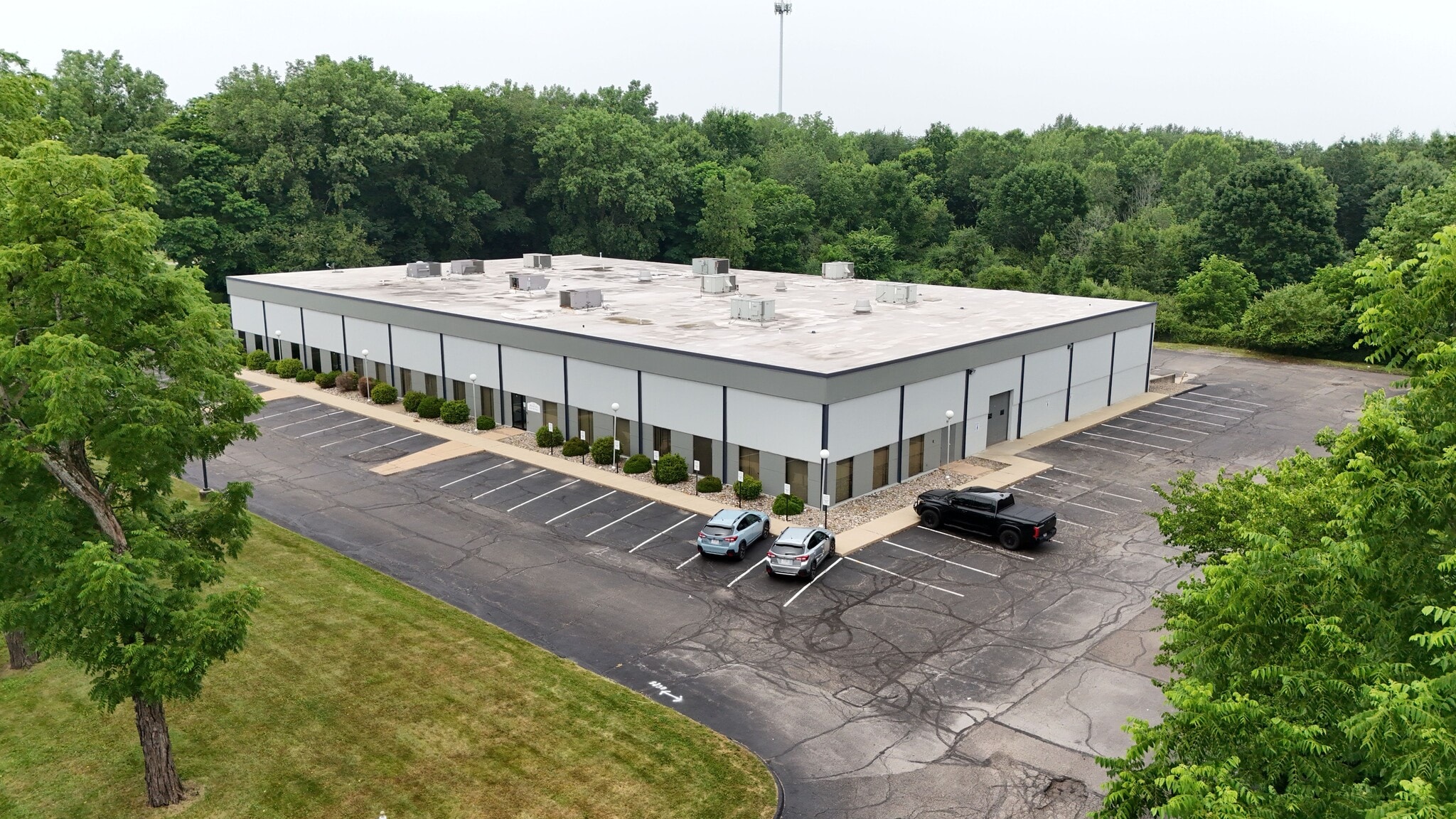 5282 Hudson Dr, Hudson, OH for lease Building Photo- Image 1 of 6