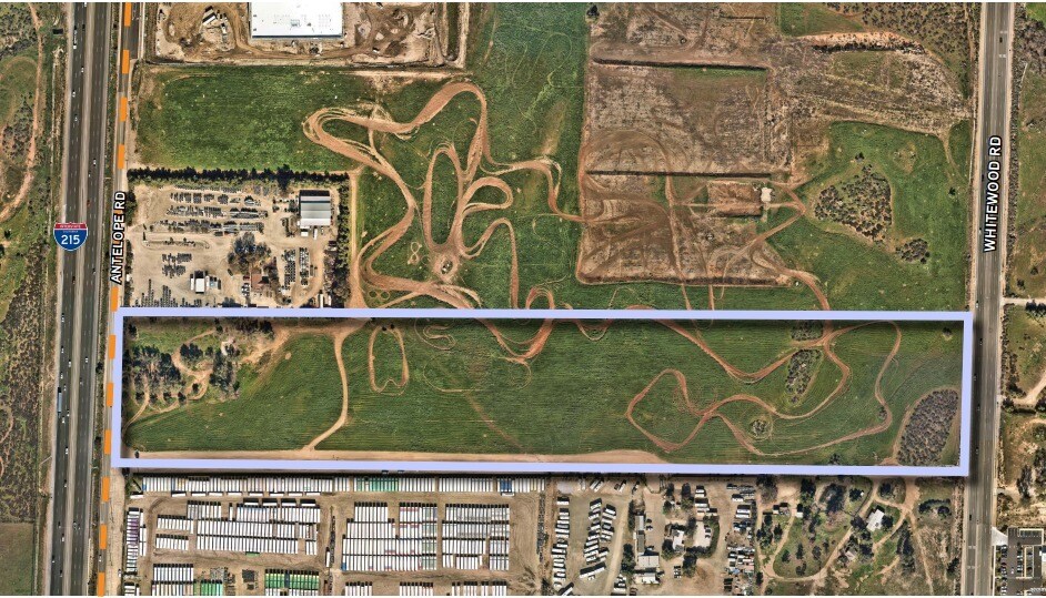 Antelope Rd, Murrieta, CA à vendre - Photo du bâtiment - Image 1 de 1