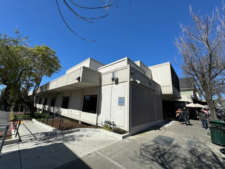 1536 Shattuck Ave, Berkeley, CA à vendre - Photo du bâtiment - Image 3 de 19