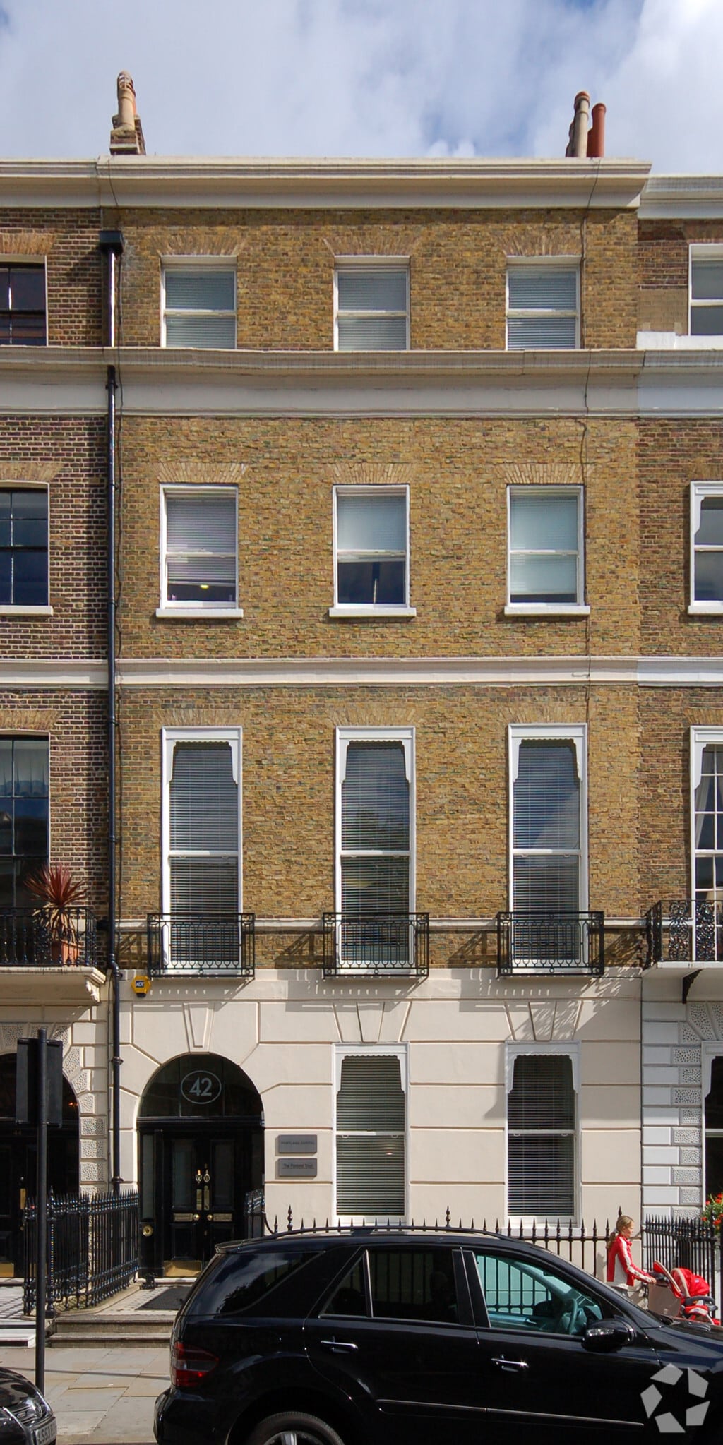 42 Portland Pl, Londres à louer Photo principale- Image 1 de 12