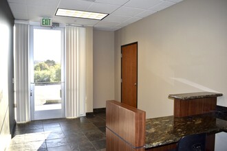 1235 Glenhaven Ct, El Dorado Hills, CA for lease Interior Photo- Image 2 of 7